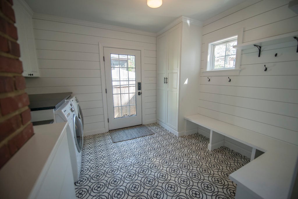 bench-in-mudroom